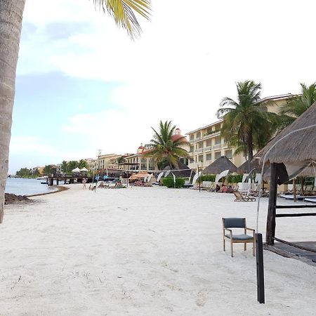 Suite frente al Mar Cancún Exterior foto