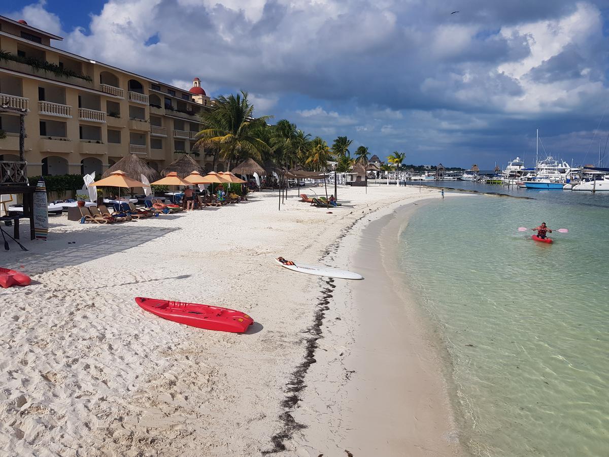 Suite frente al Mar Cancún Exterior foto