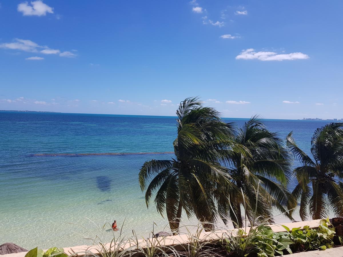 Suite frente al Mar Cancún Exterior foto