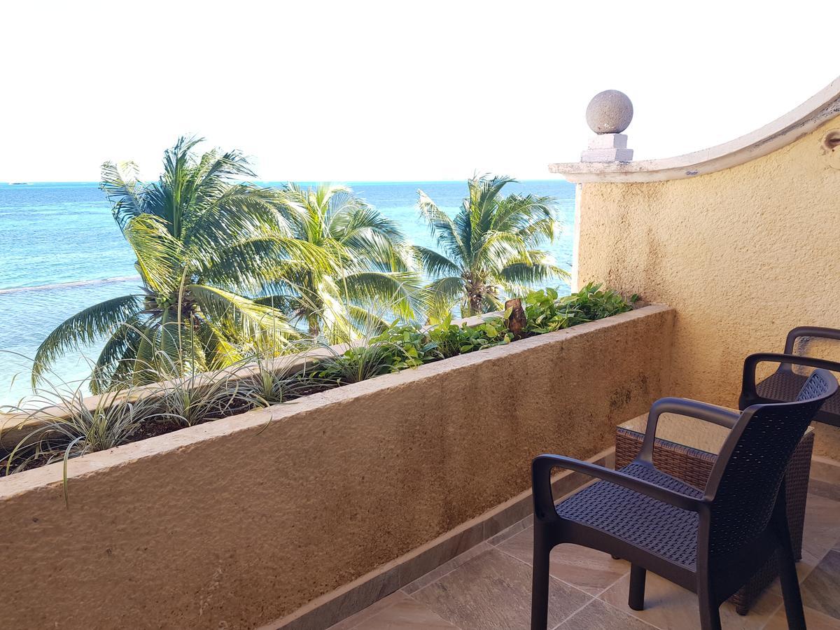 Suite frente al Mar Cancún Exterior foto